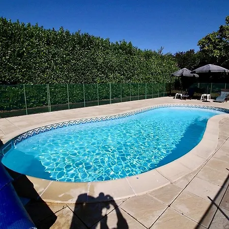 Climatisé Avec Piscine 11 Personnes Dordogne *